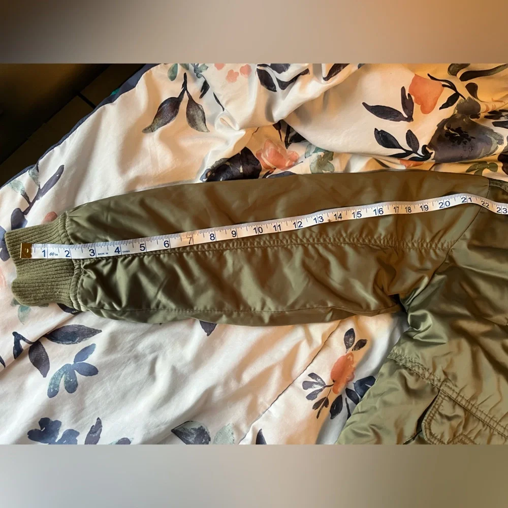 EUC American Eagle Green Winter Jacket - Picture 4 of 7